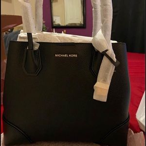 Micheal Kors Purse